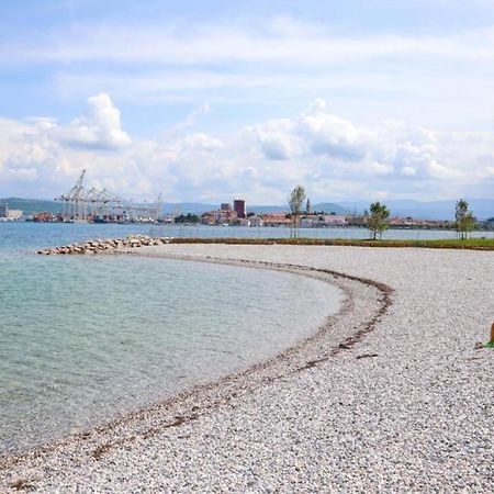Aegida Beachfront Apartment Koper Exterior photo